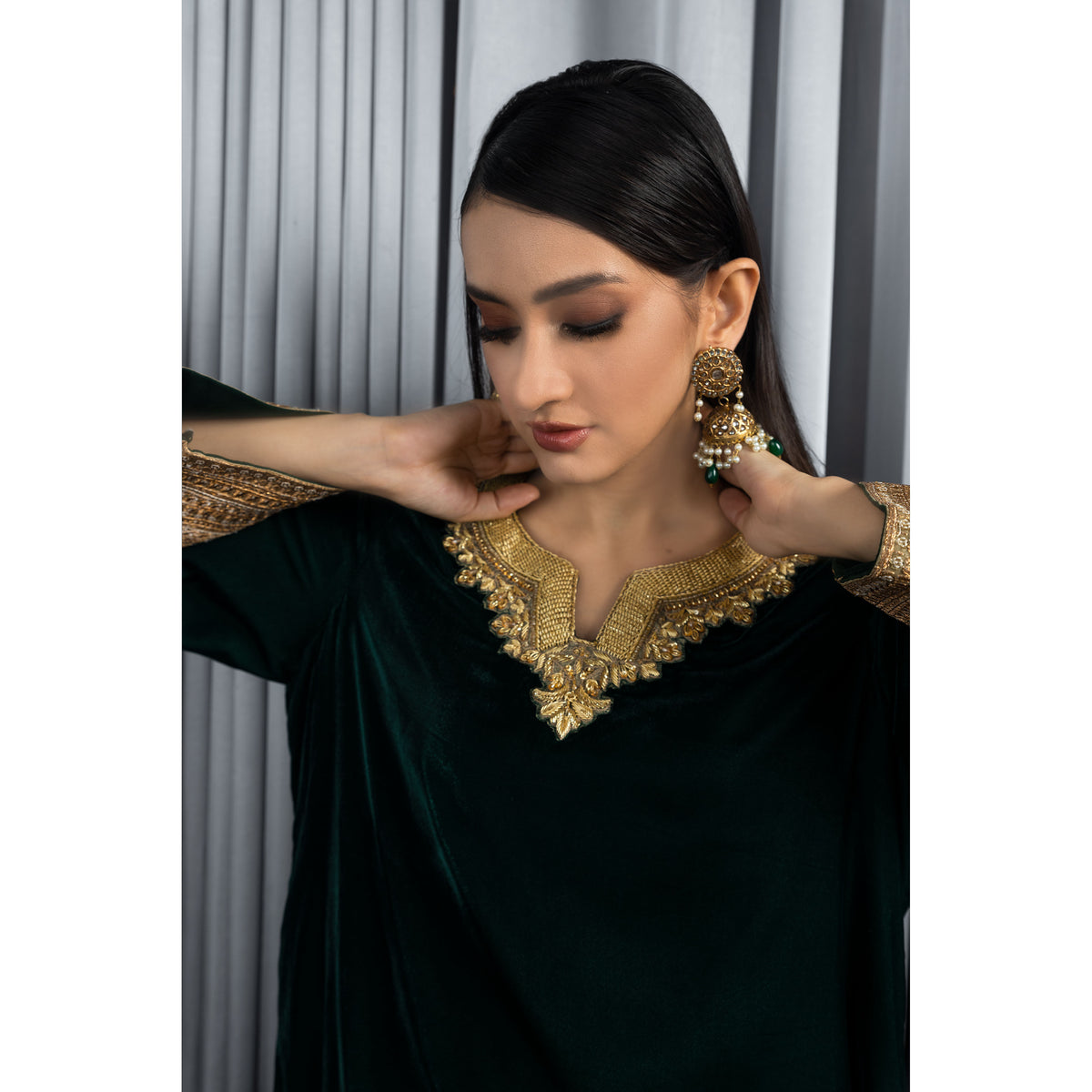 LV01 Luxe Velvet Atiya Irfan www.atiyairfan.com
