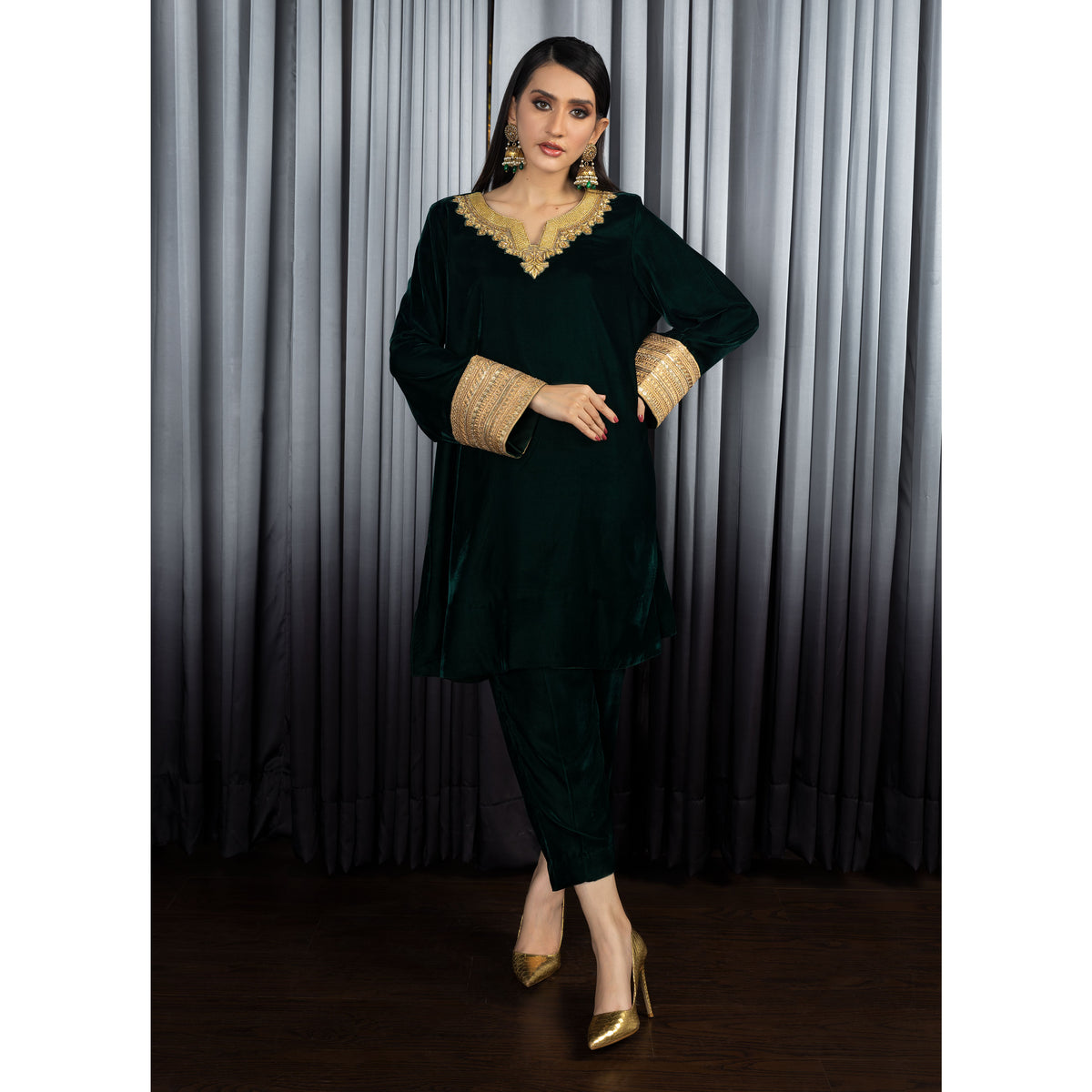 LV01 Luxe Velvet Atiya Irfan www.atiyairfan.com