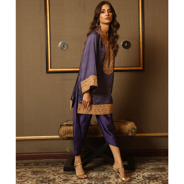 SS2 Silk Collection Luxury Pret By Atiya Irfan atiyairfan.com